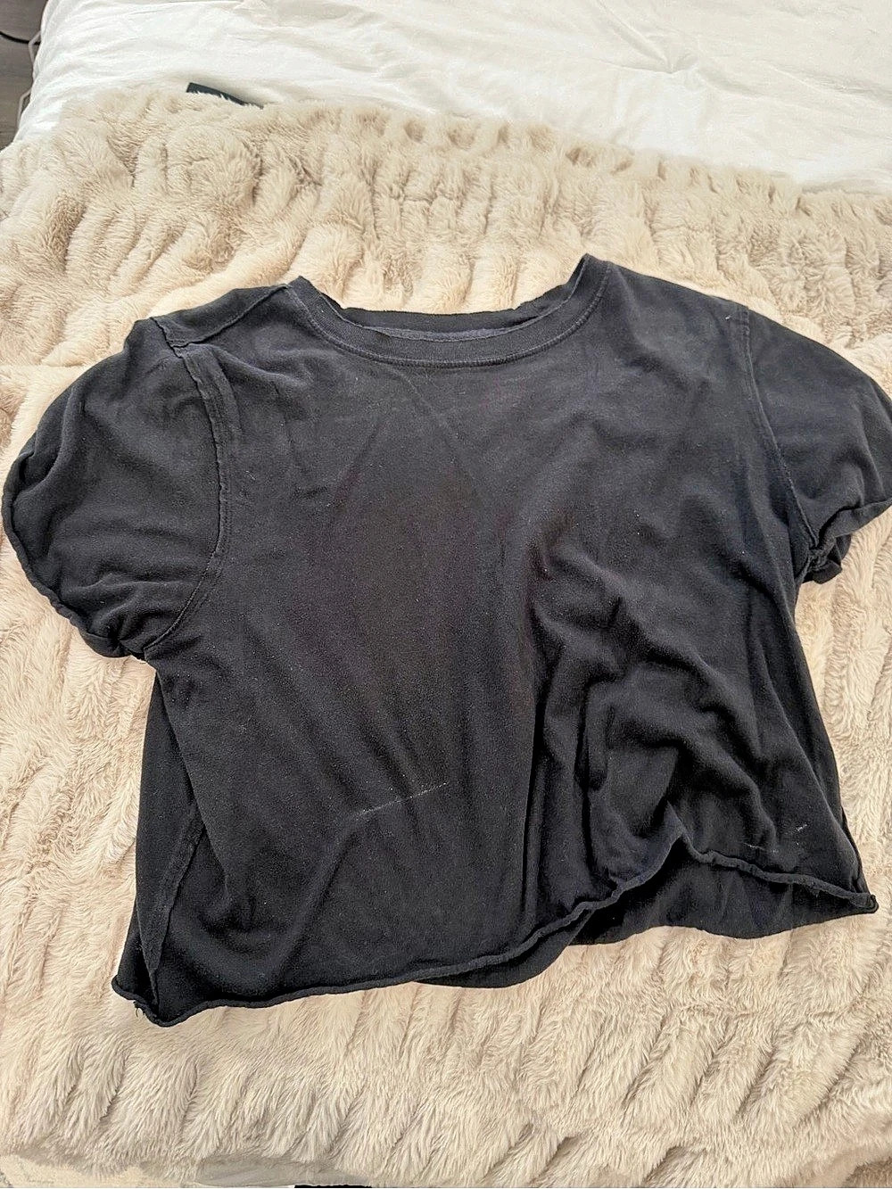 We The Free Short Sleeve Tee in Black Size Medium
